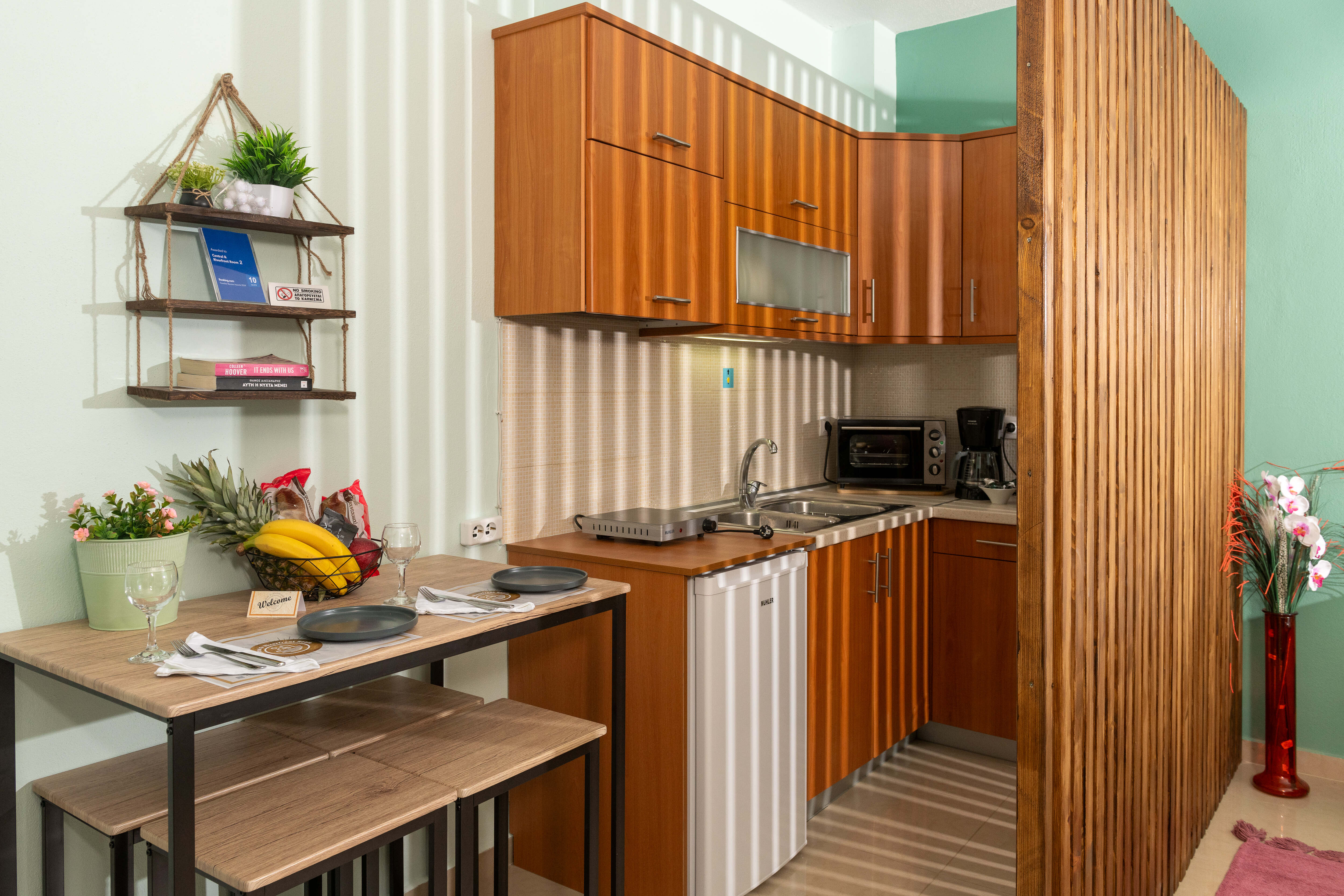 Central & Riverfront Apartment (1) — photo 2