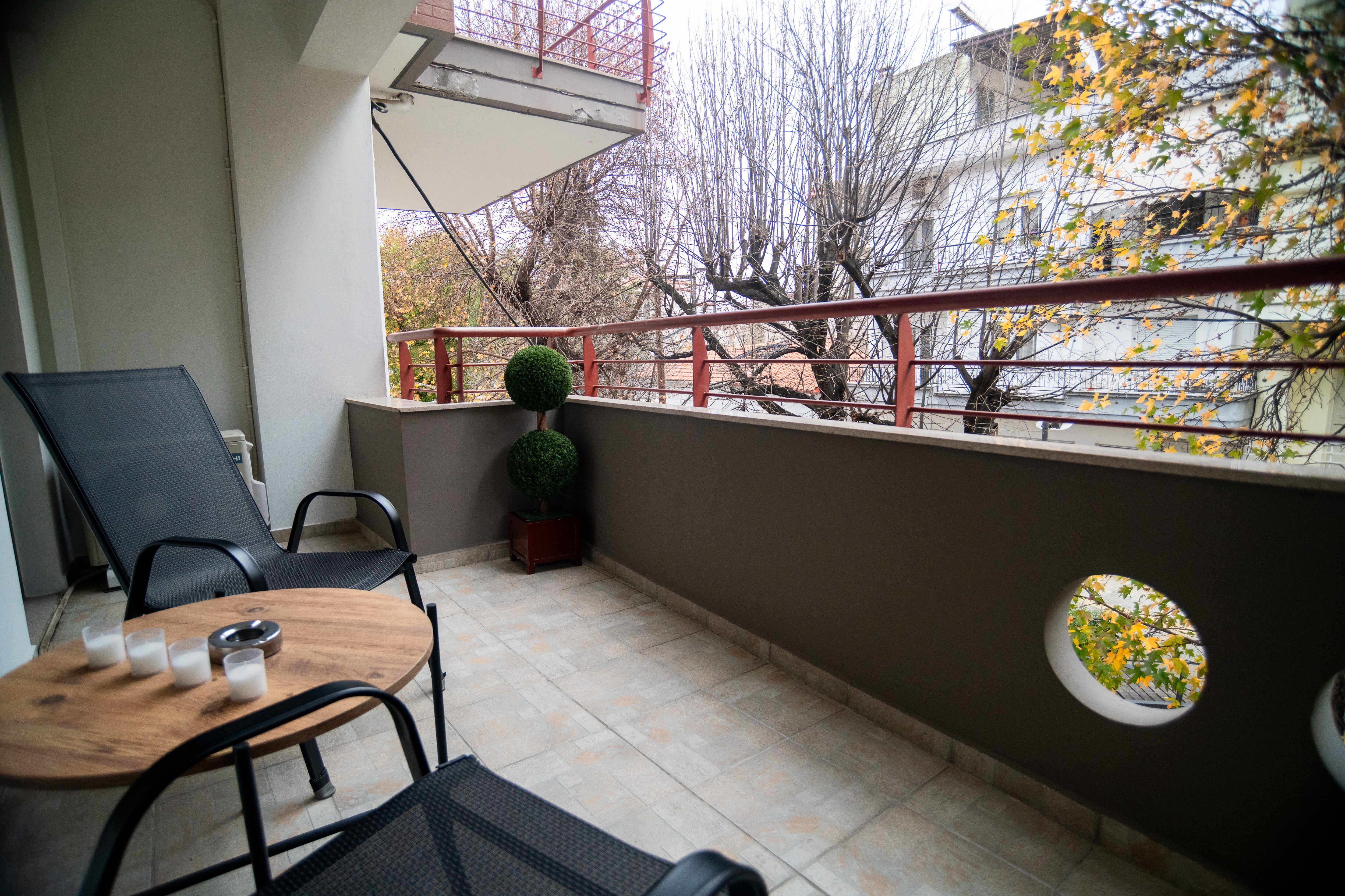 Central & Riverfront Apartment (1) — photo 6