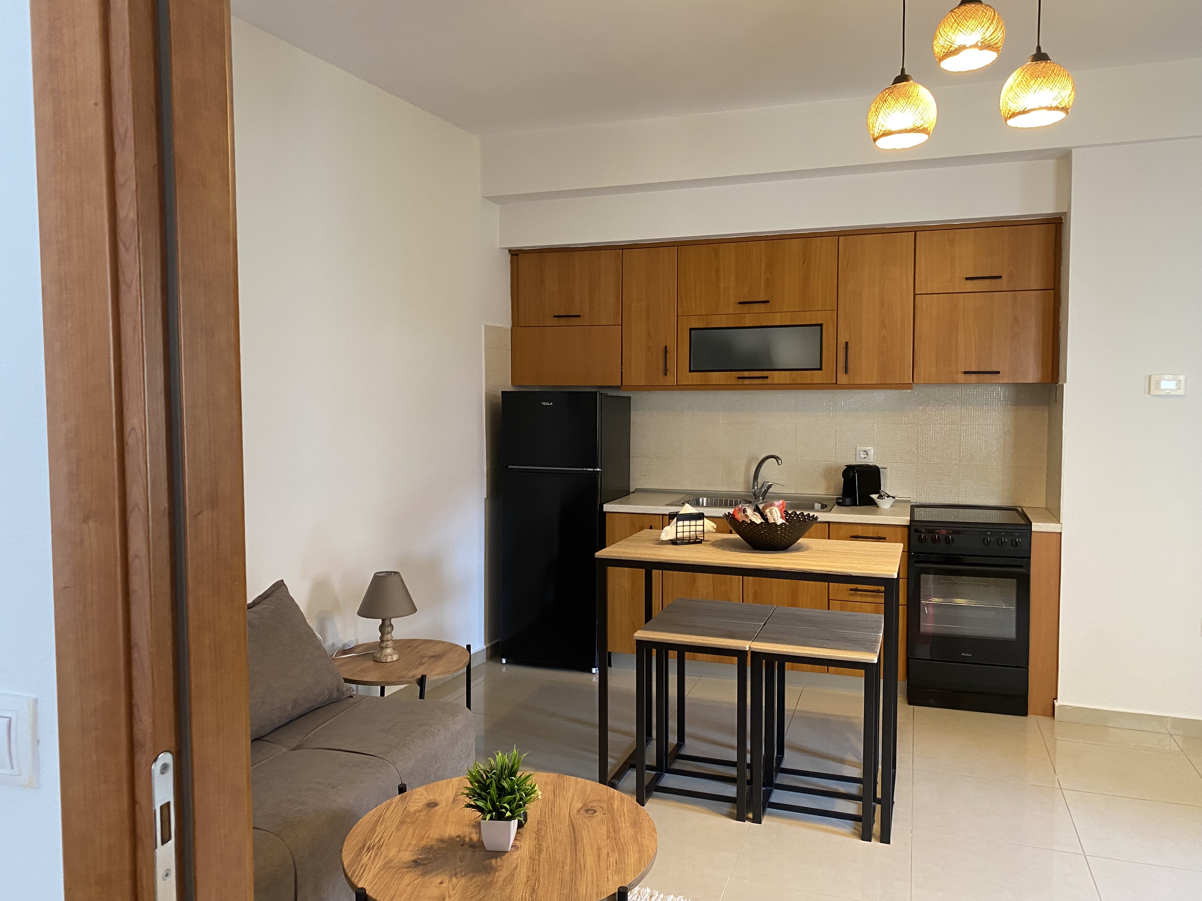 Central & Riverfront Apartment (2) — photo 4